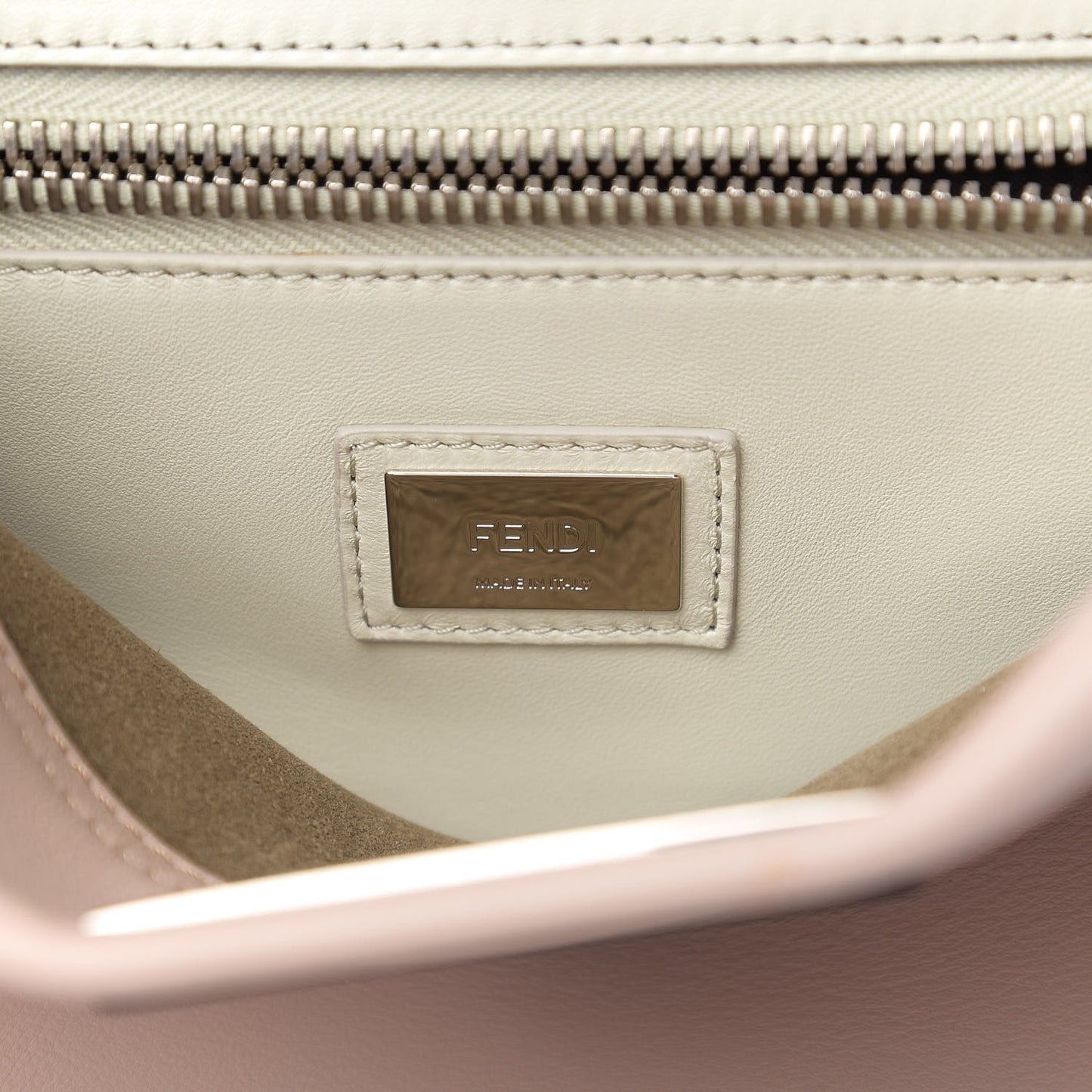 Vitello Seta Shiny Nappa Medium Peekaboo Iconic Satchel Soap Opale