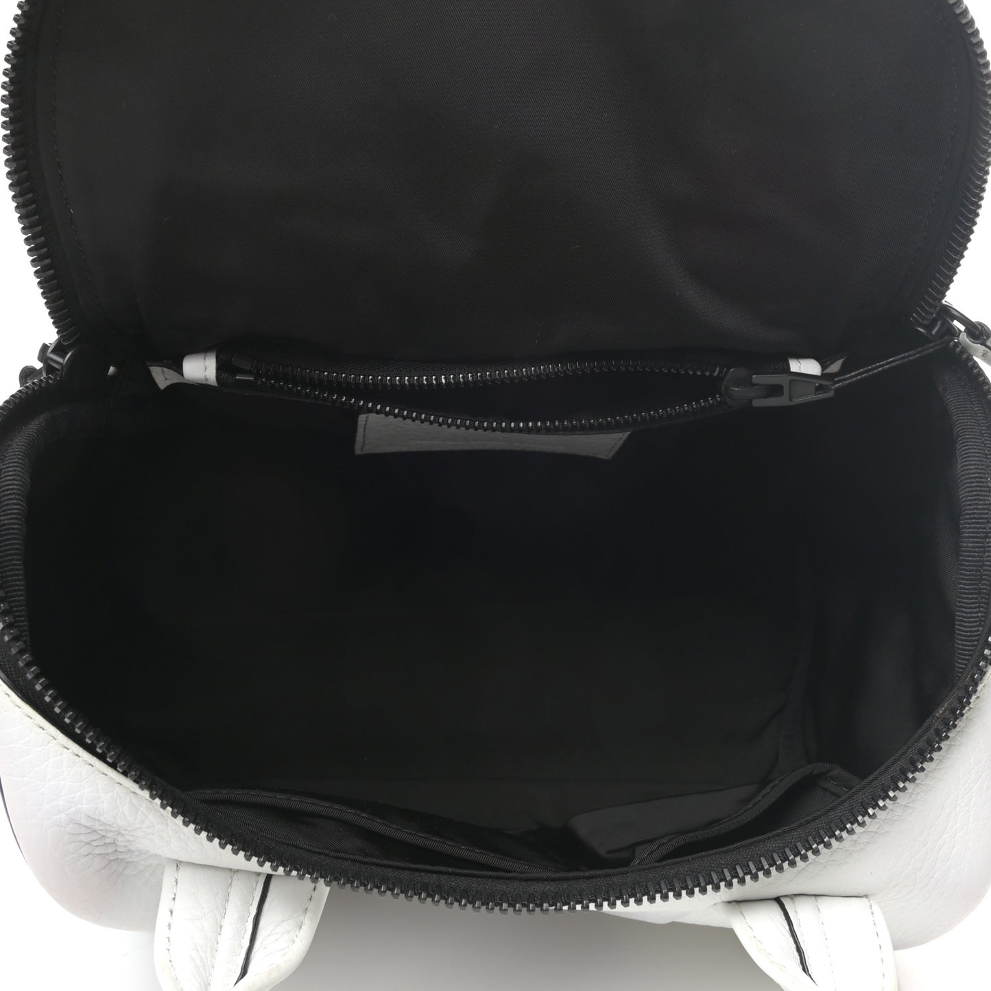 Pebbled Calfskin Rockie White Matte Black Hardware