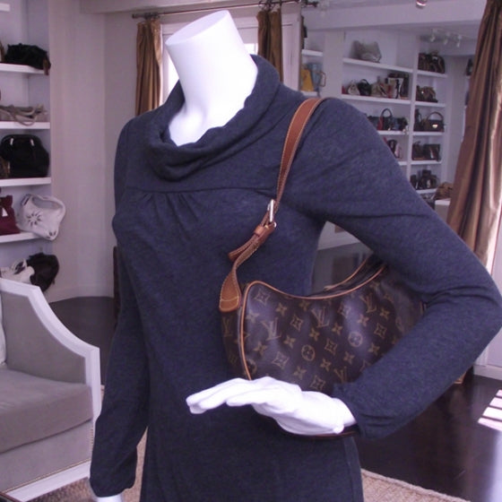 Louis Vuitton Monogram Croissant MM 2 of 10