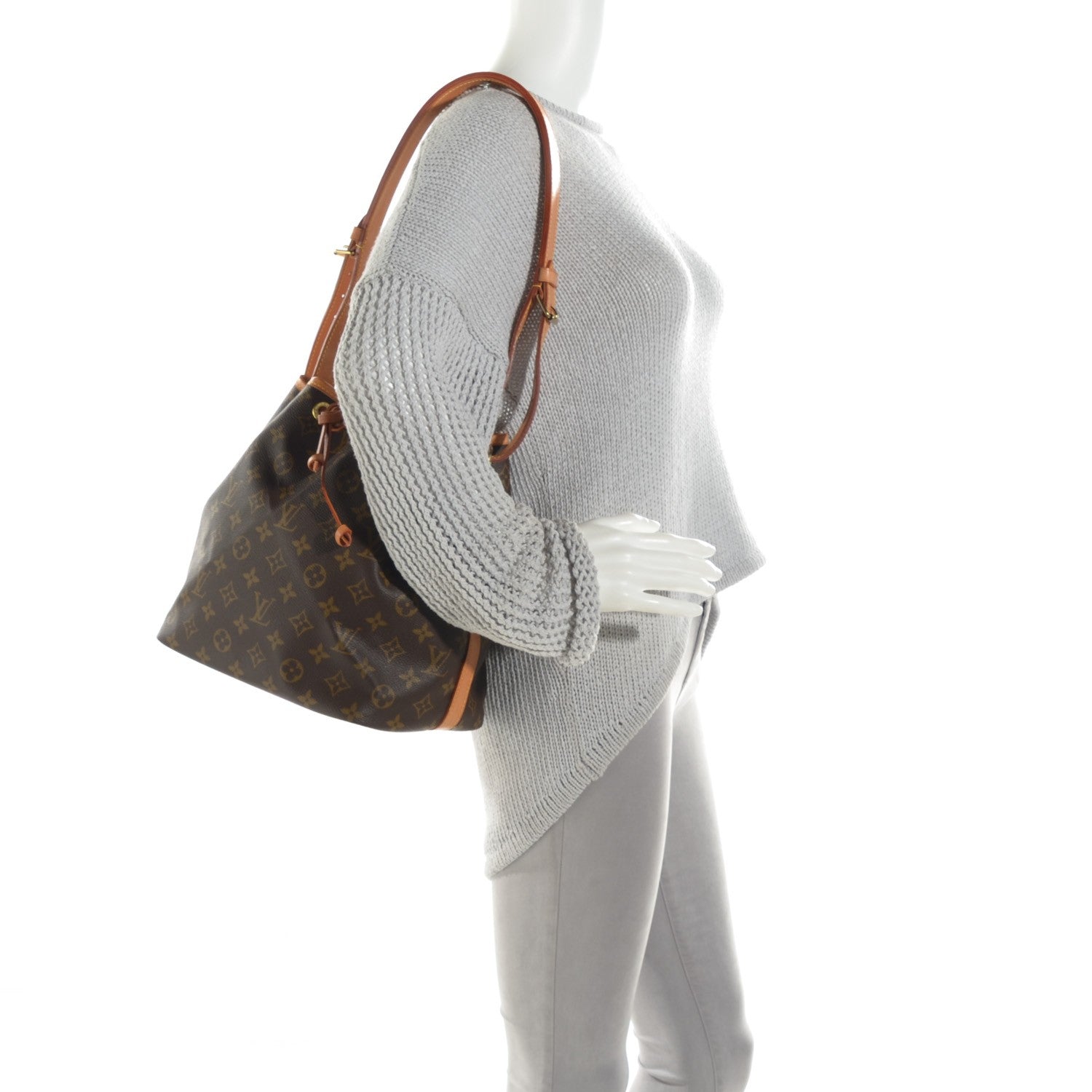 Louis Vuitton Monogram Petit Noe 2 of 10