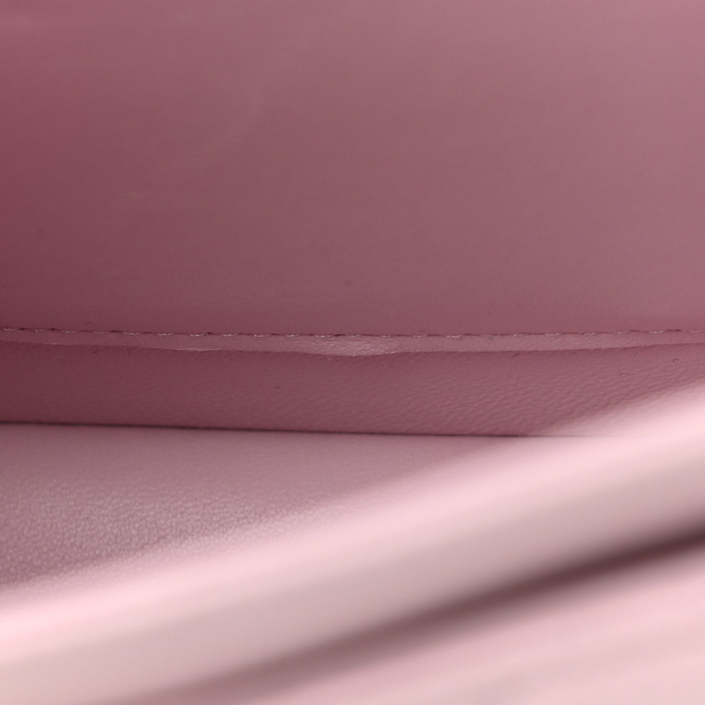 Caviar Quilted Medium Double Flap Light Pink