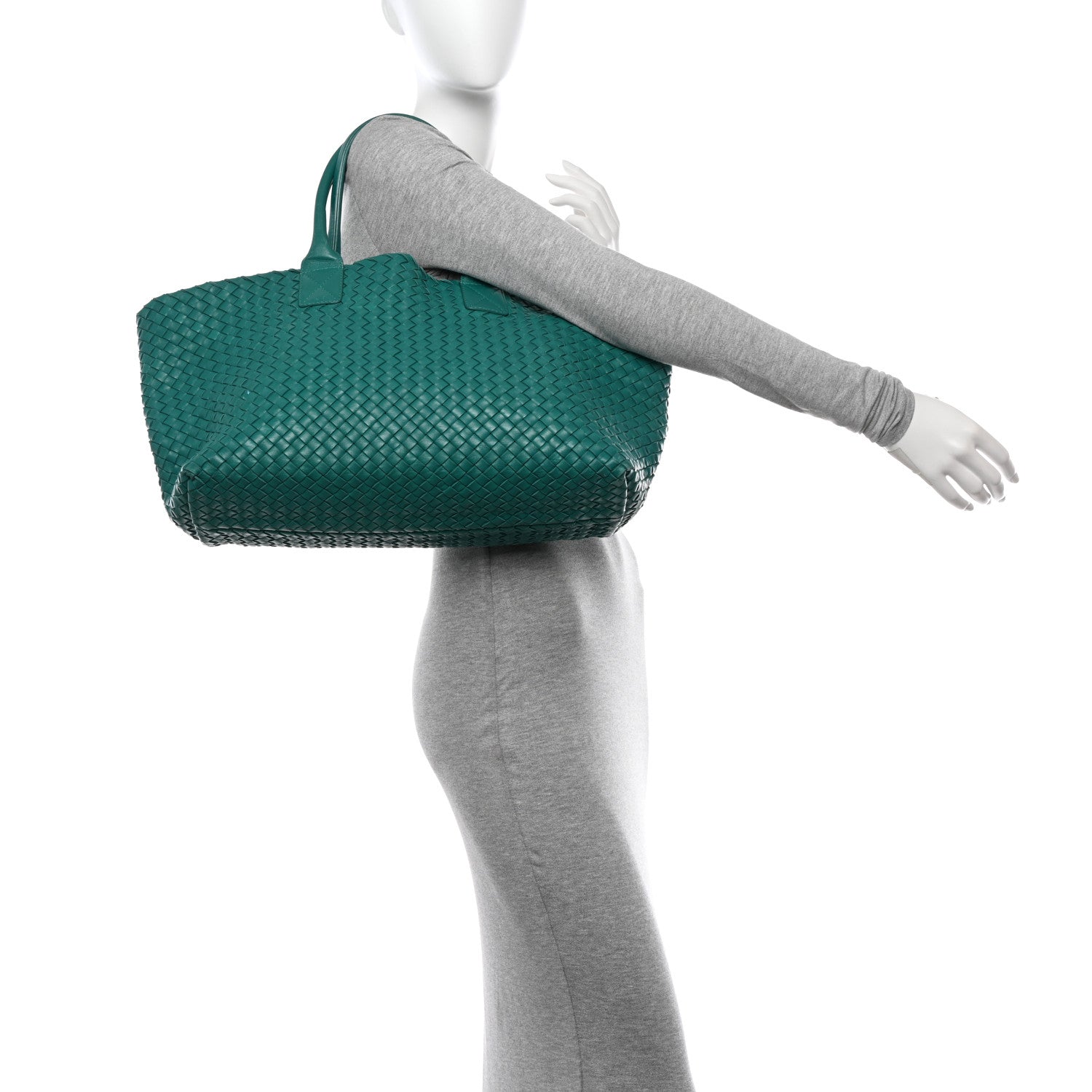 Bottega Veneta Nappa Intrecciato Medium Cabat Lagoon 2 of 14