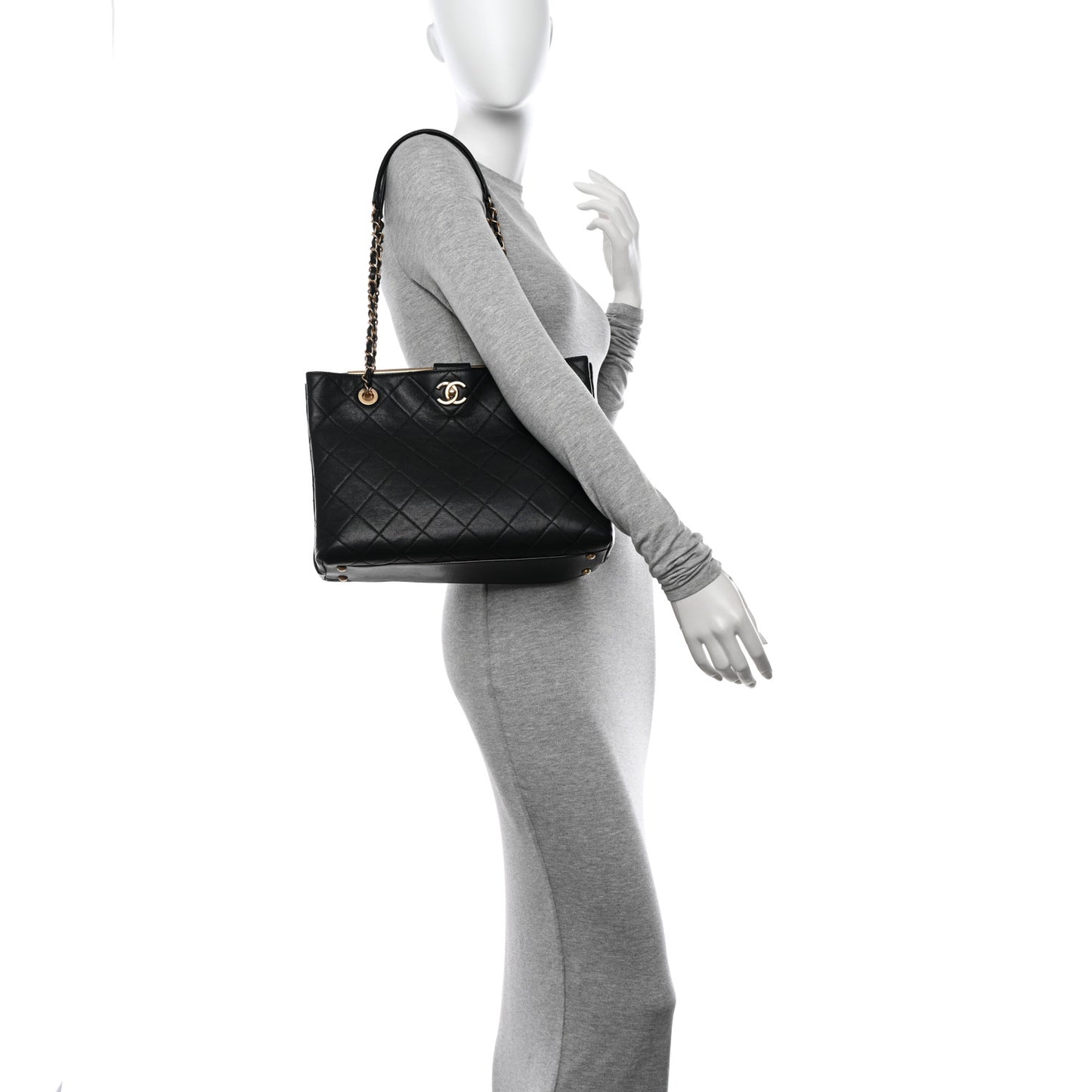 Lambskin Quilted Signature Plate Large Shopping Tote Black