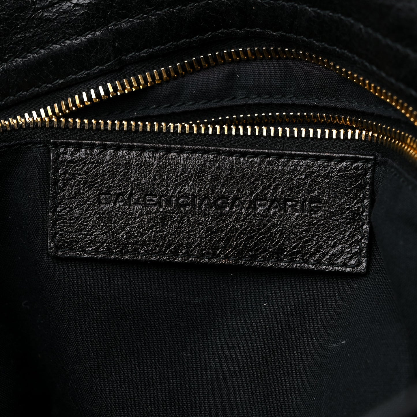 Agneau Giant 12 Gold Hardware City Black