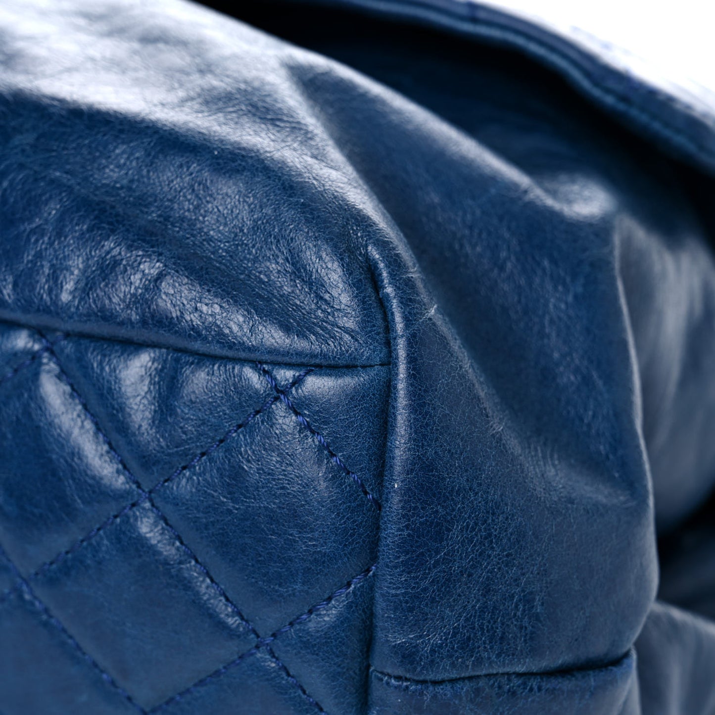 Shiny Lambskin Quilted Large Trianon Messenger Flap Marine