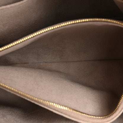 Louis Vuitton Empreinte Monogram Giant Madeleine MM Dove Grey Beige 7 of 15