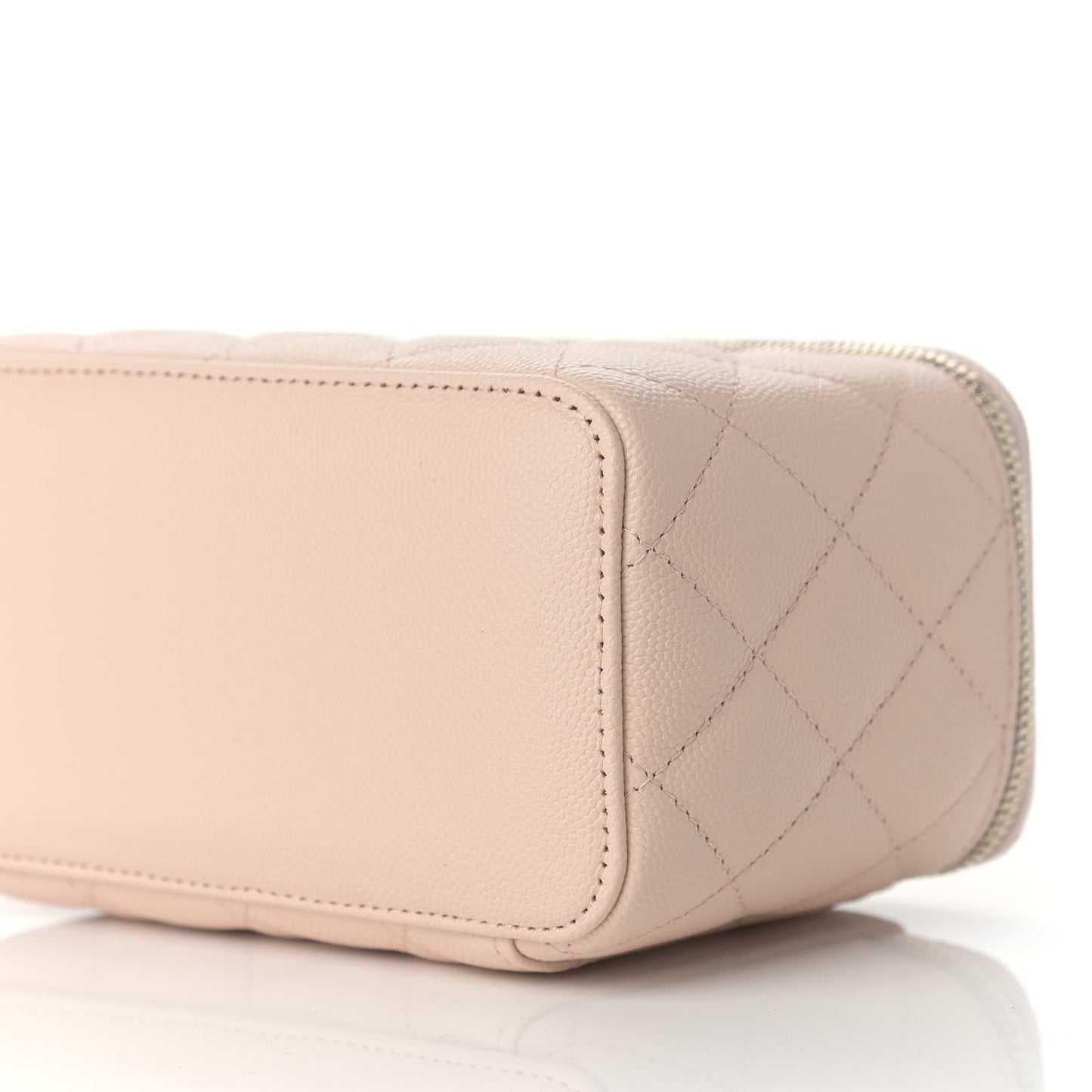Caviar Quilted Small Vanity Case With Chain Light Beige