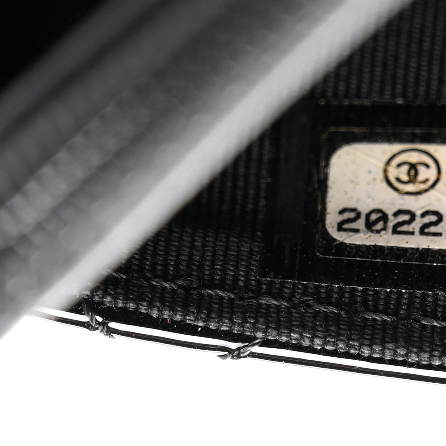 Patent Quilted Wallet On Chain WOC Black