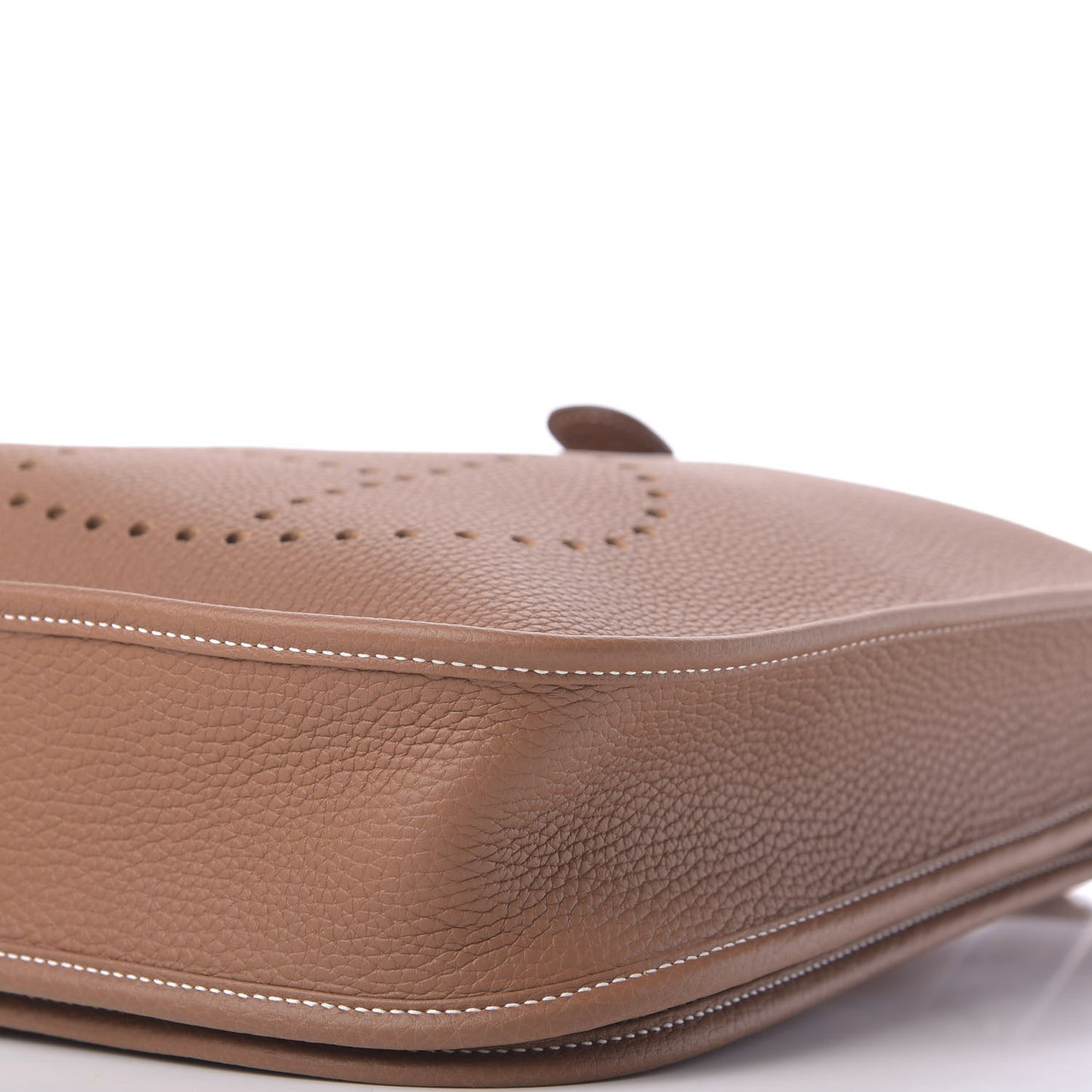 Taurillon Clemence Evelyne III PM Gold