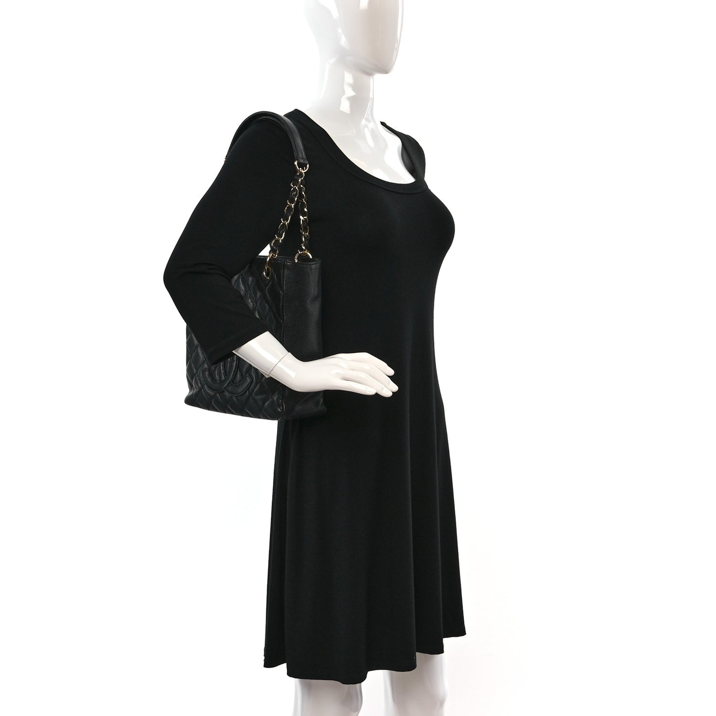 Caviar Quilted Petit Shopping Tote PST Black