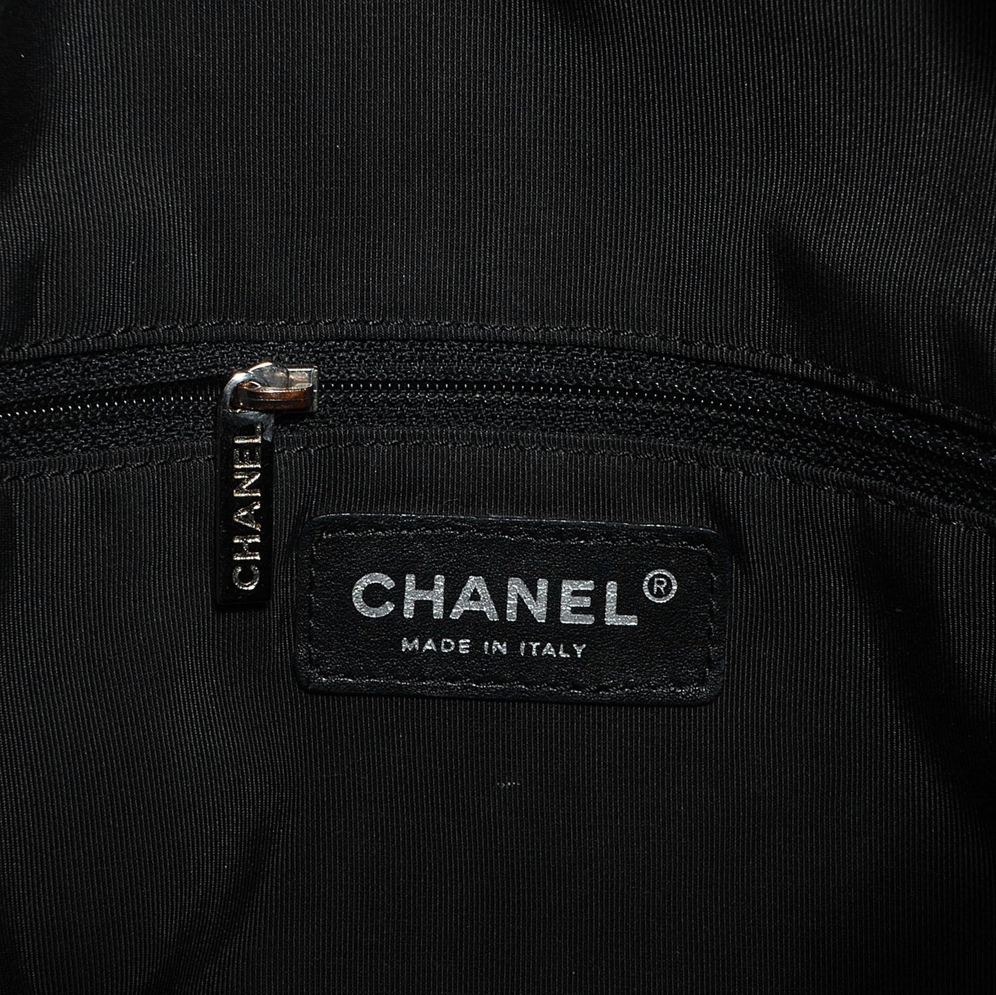 Calfskin CC Chevron All Day Long CC Bag Black