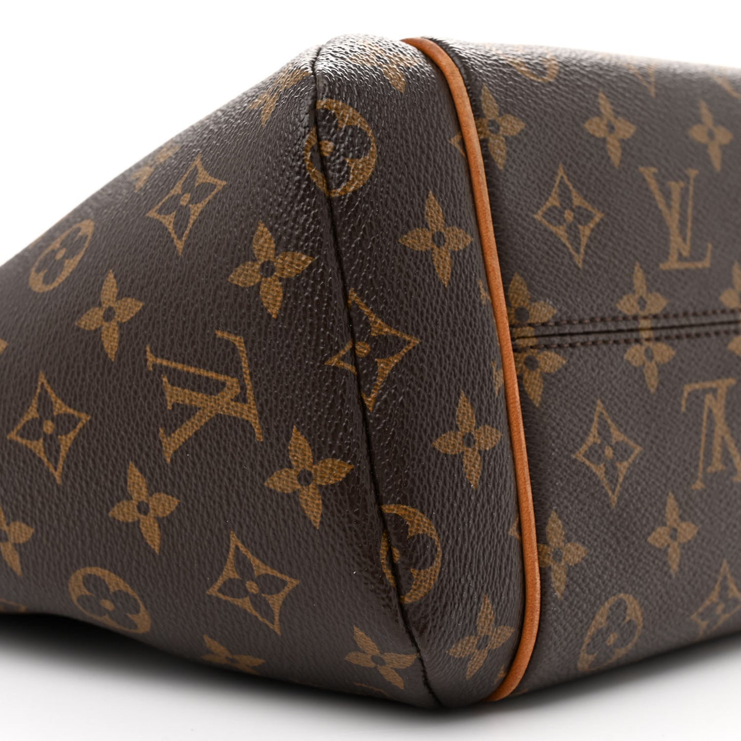 Monogram Totally PM
