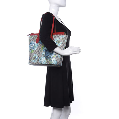 Gucci GG Supreme Monogram Blooms Medium Zippered Bucket Tote Beige Blue Navy Hibiscus Red 2 of 9