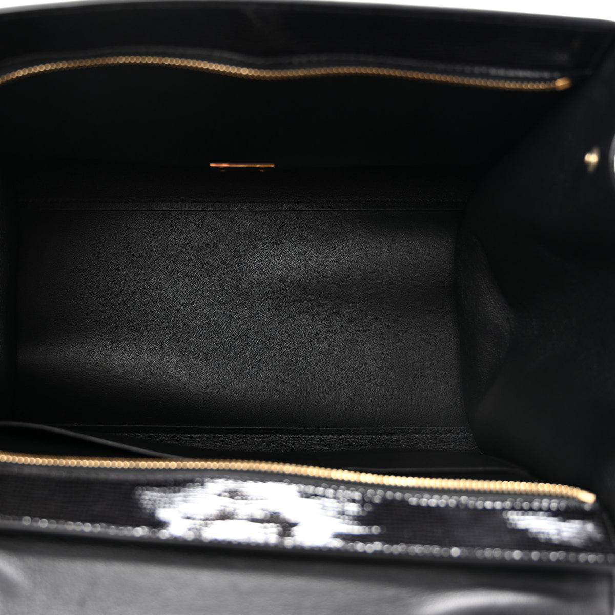 Patent Suede Medium Trapeze Black