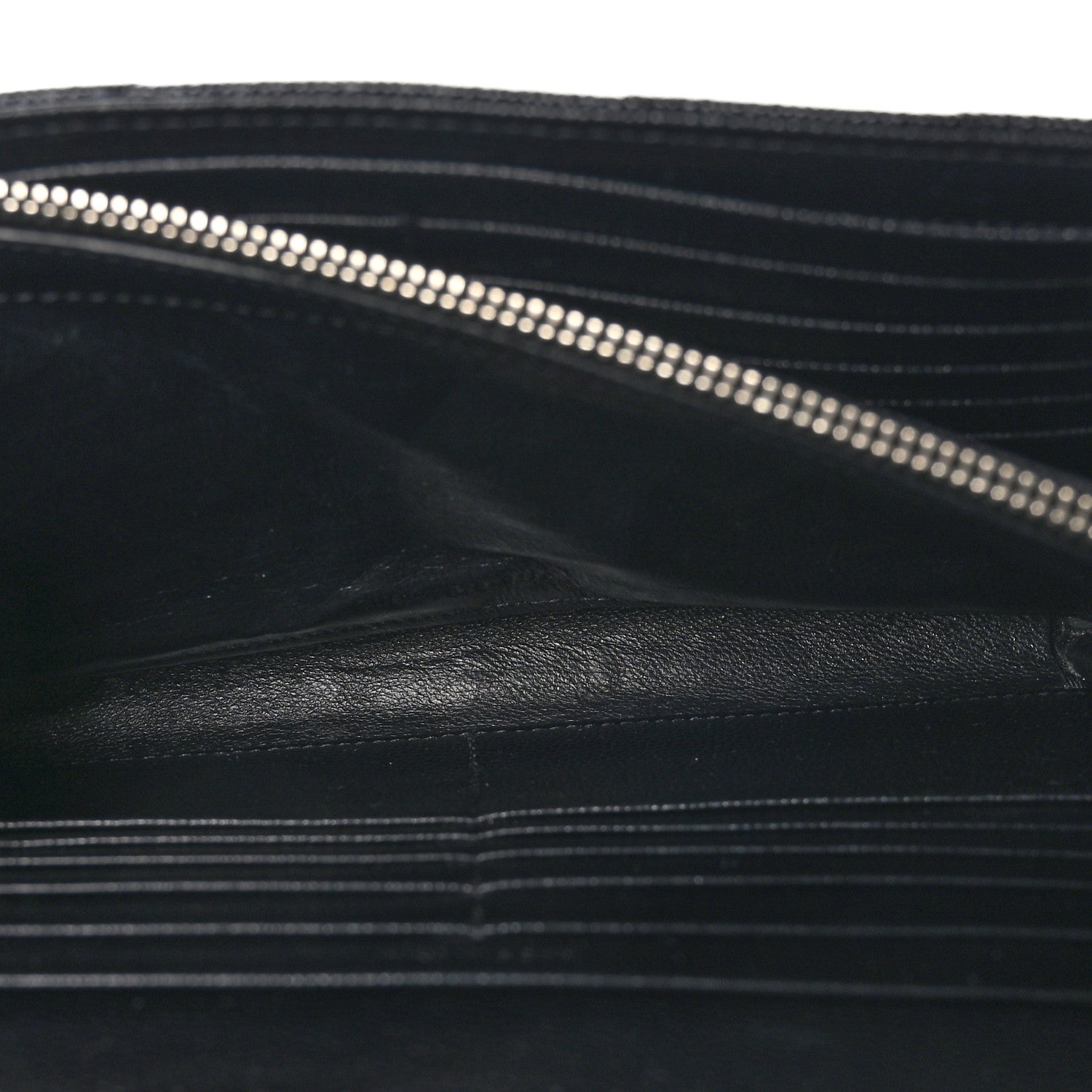 Saint Laurent Grain De Poudre Matelasse Chevron Monogram Chain Wallet Black 6 of 11