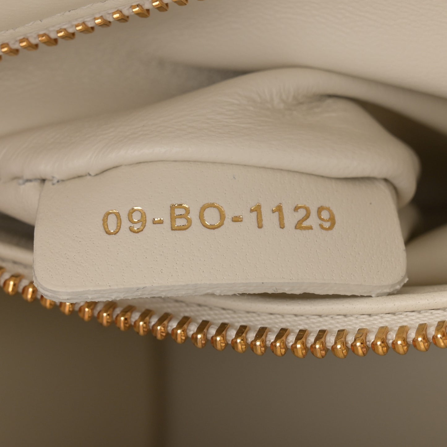 Grained Calfskin 30 Montaigne Flap Bag White