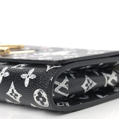 Louis Vuitton Catogram Twist Chain Wallet Black 9 of 9