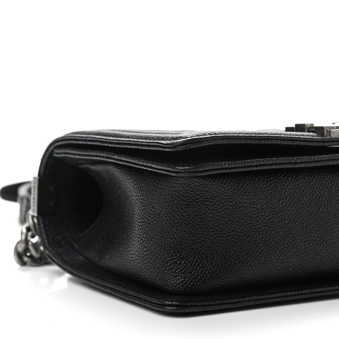 Caviar Quilted Medium Boy Flap Black