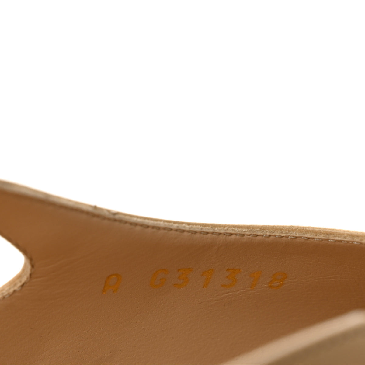 Goatskin Grosgrain Cap Toe CC Slingback Pumps 39 Beige Black