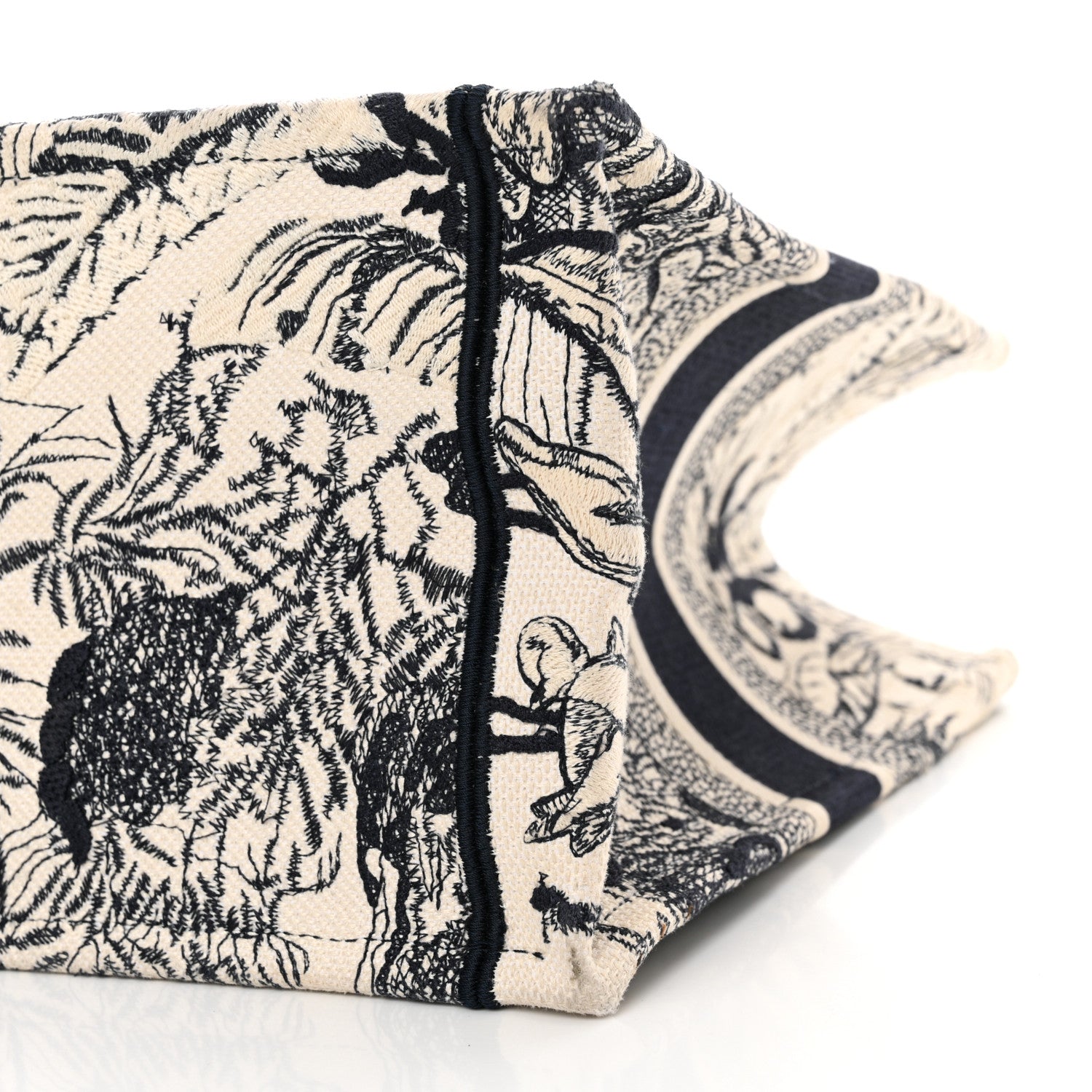 Christian Dior Canvas Embroidered Medium Palms Toile De Jouy Book Tote Blue 10 of 17