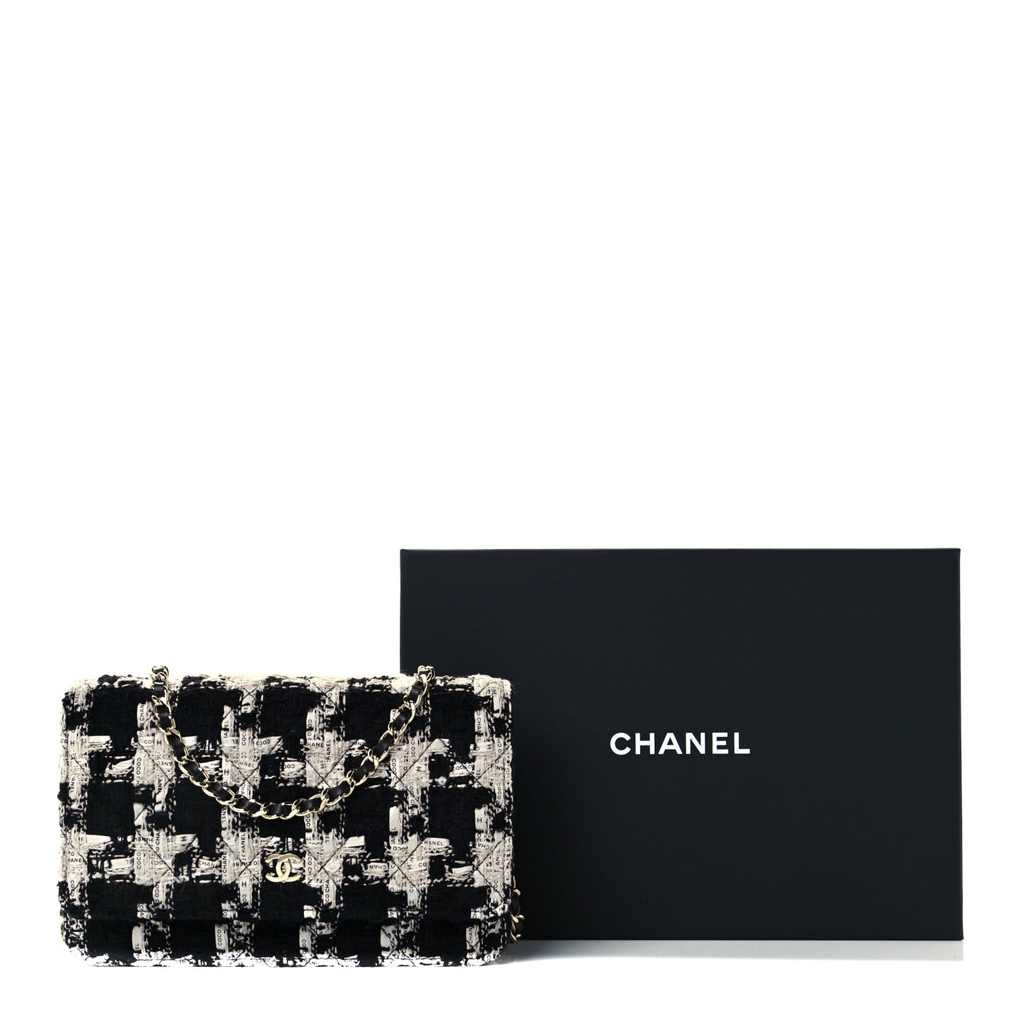 Tweed Quilted Wallet On Chain WOC Black Ecru White
