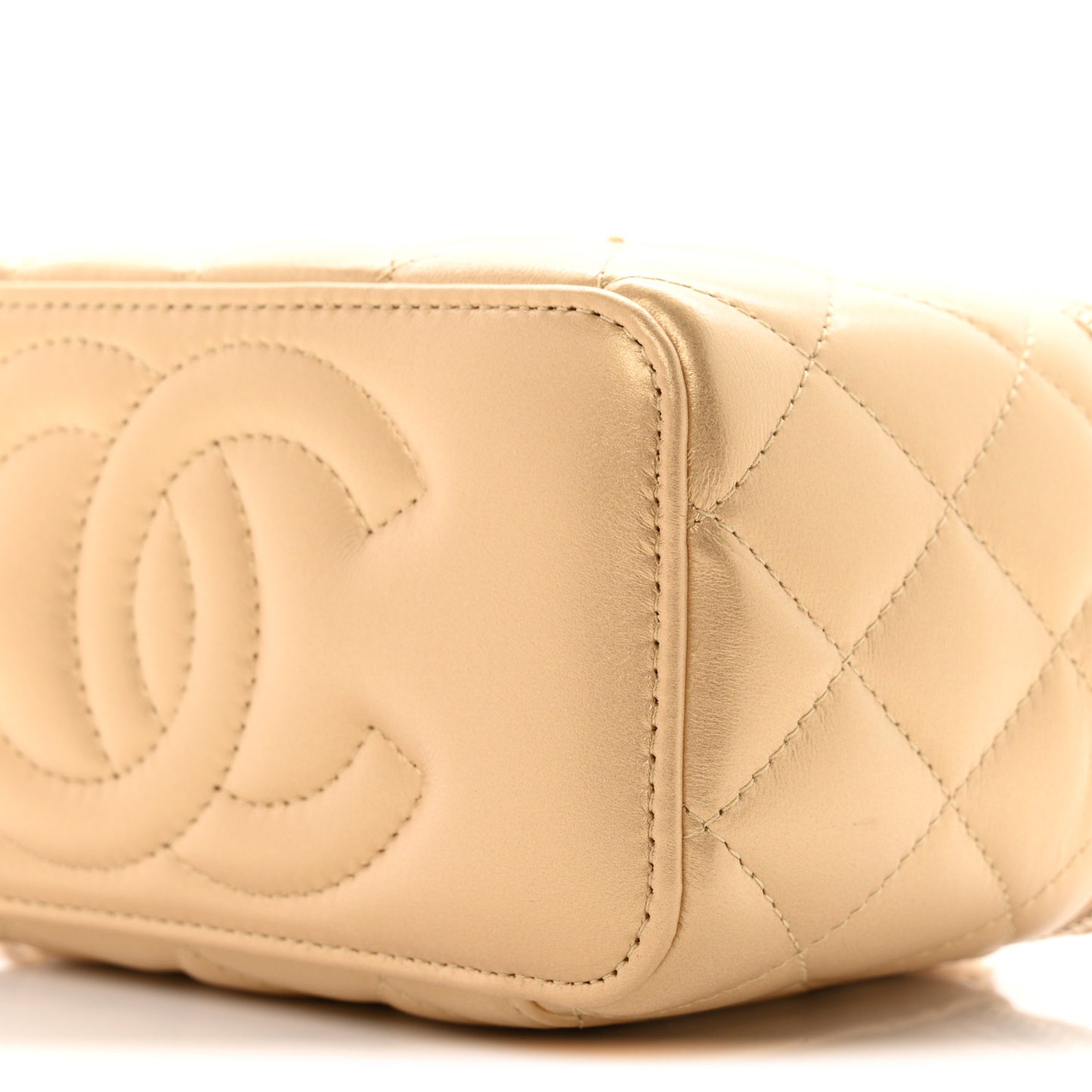 Metallic Lambskin Quilted Sweetheart Vanity Case Gold