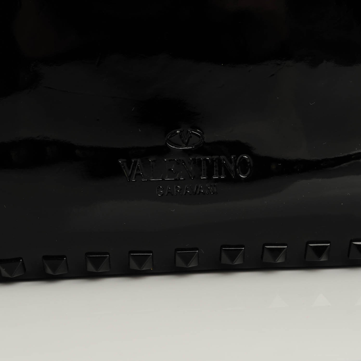 Valentino Garavani Patent Medium Rockstud Tote Black 4 of 7