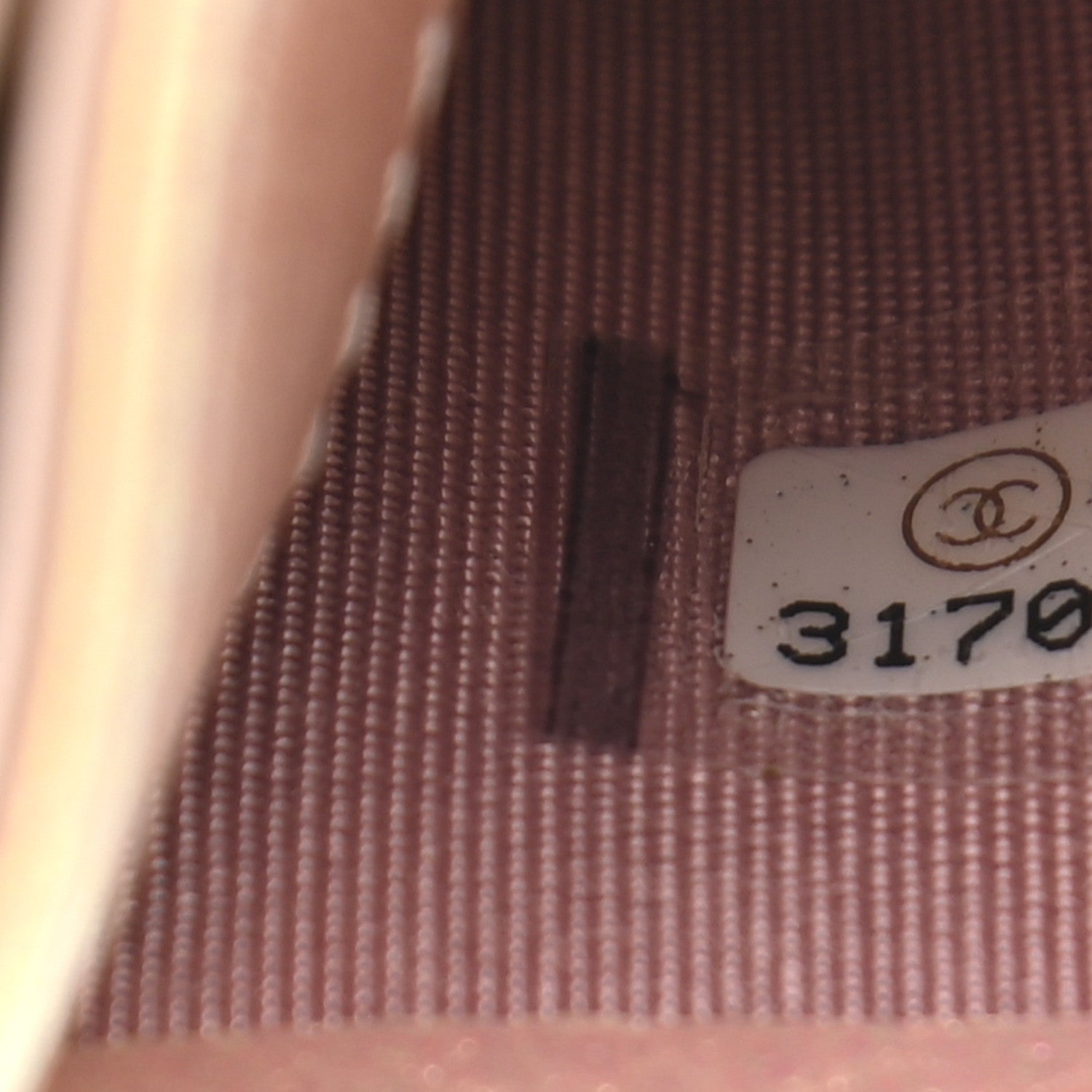 Chanel Iridescent Calfskin Quilted Card Holder Pink 8 of 9