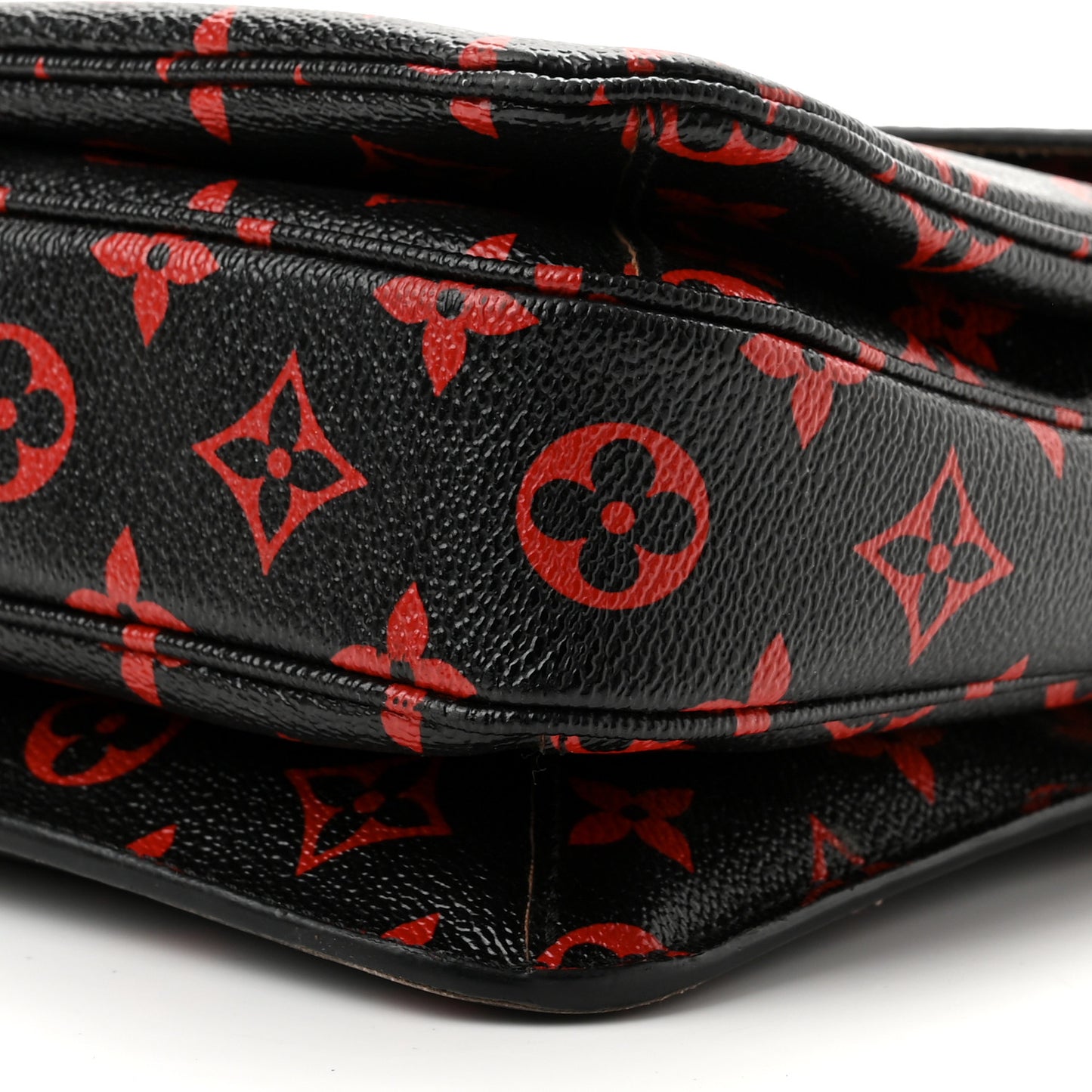 Monogram Infrarouge Pochette Metis
