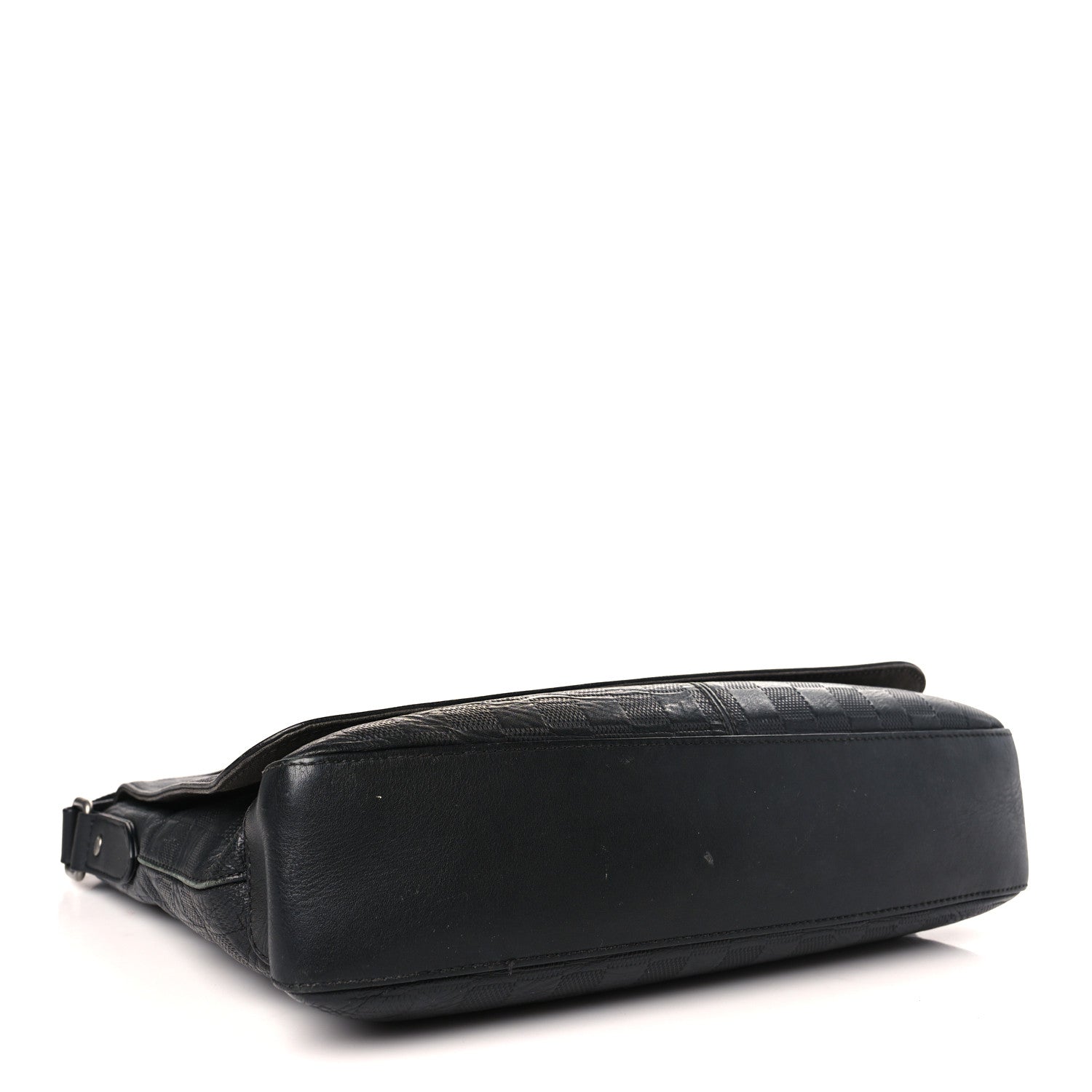 Louis Vuitton Damier Infini District MM Onyx 4 of 10