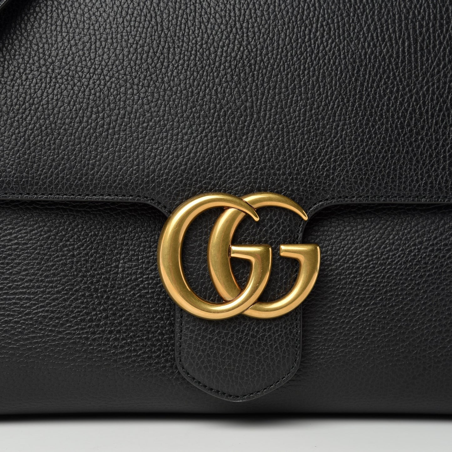 Calfskin GG Marmont Messenger Bag Black