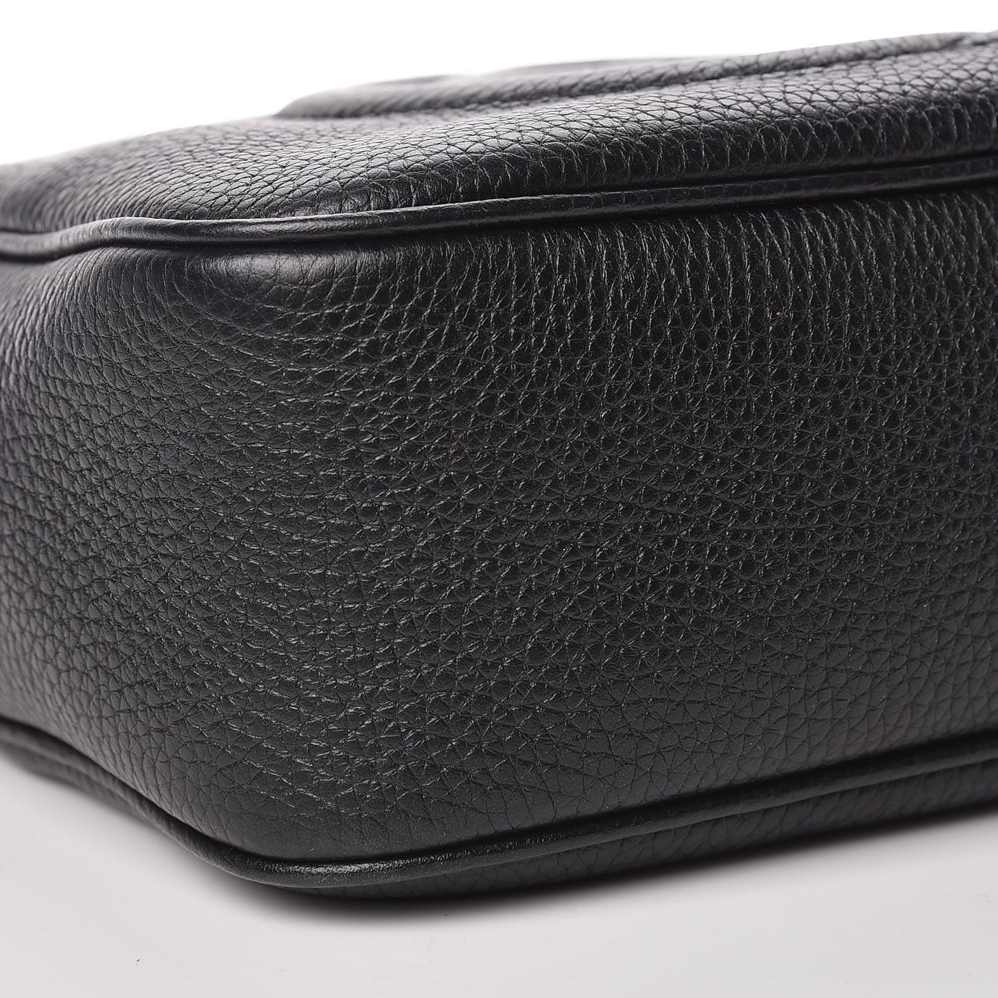 Pebbled Calfskin Small Soho Disco Bag Black
