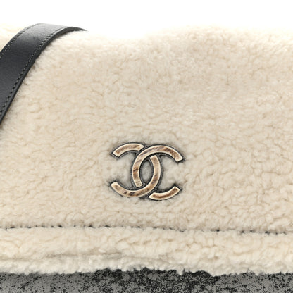 Chanel Shearling Lambskin Messenger Bag Grey 8 of 10