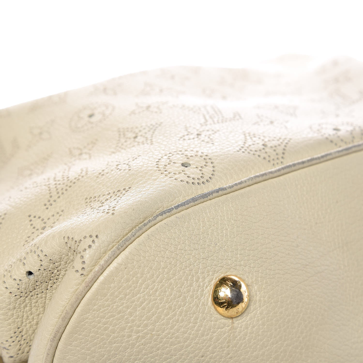 Louis Vuitton Mahina XL Ivory 11 of 16