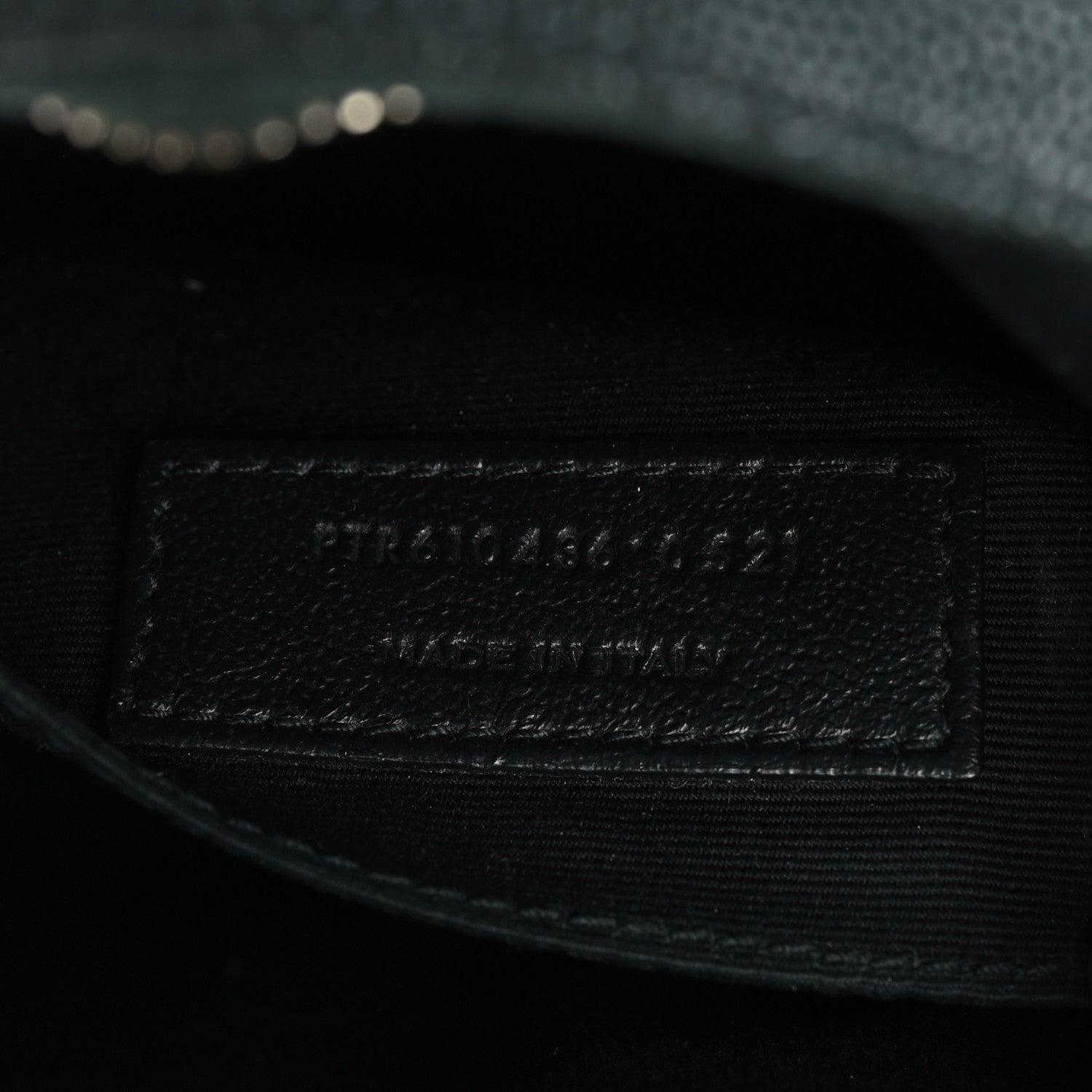 Saint Laurent Grain De Poudre Matelasse Chevron Quilted Round Vinyle Camera Bag New Vert Fonce 7 of 10