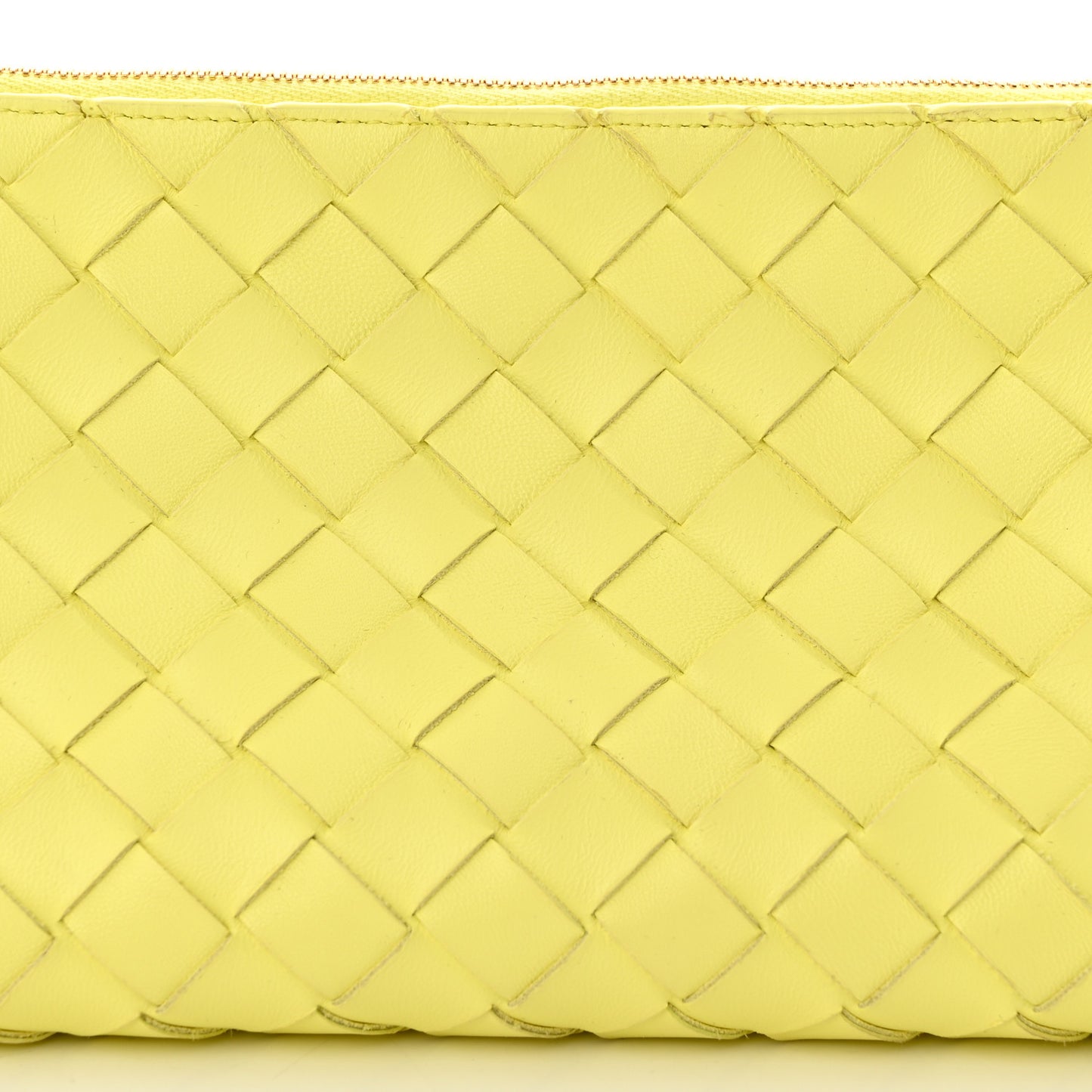 Nappa Intrecciato Pouch On Strap Lantern Gold