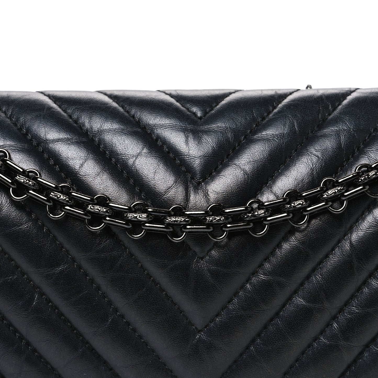 Aged Calfskin Chevron Quilted 2.55 Reissue 225 Flap So Black