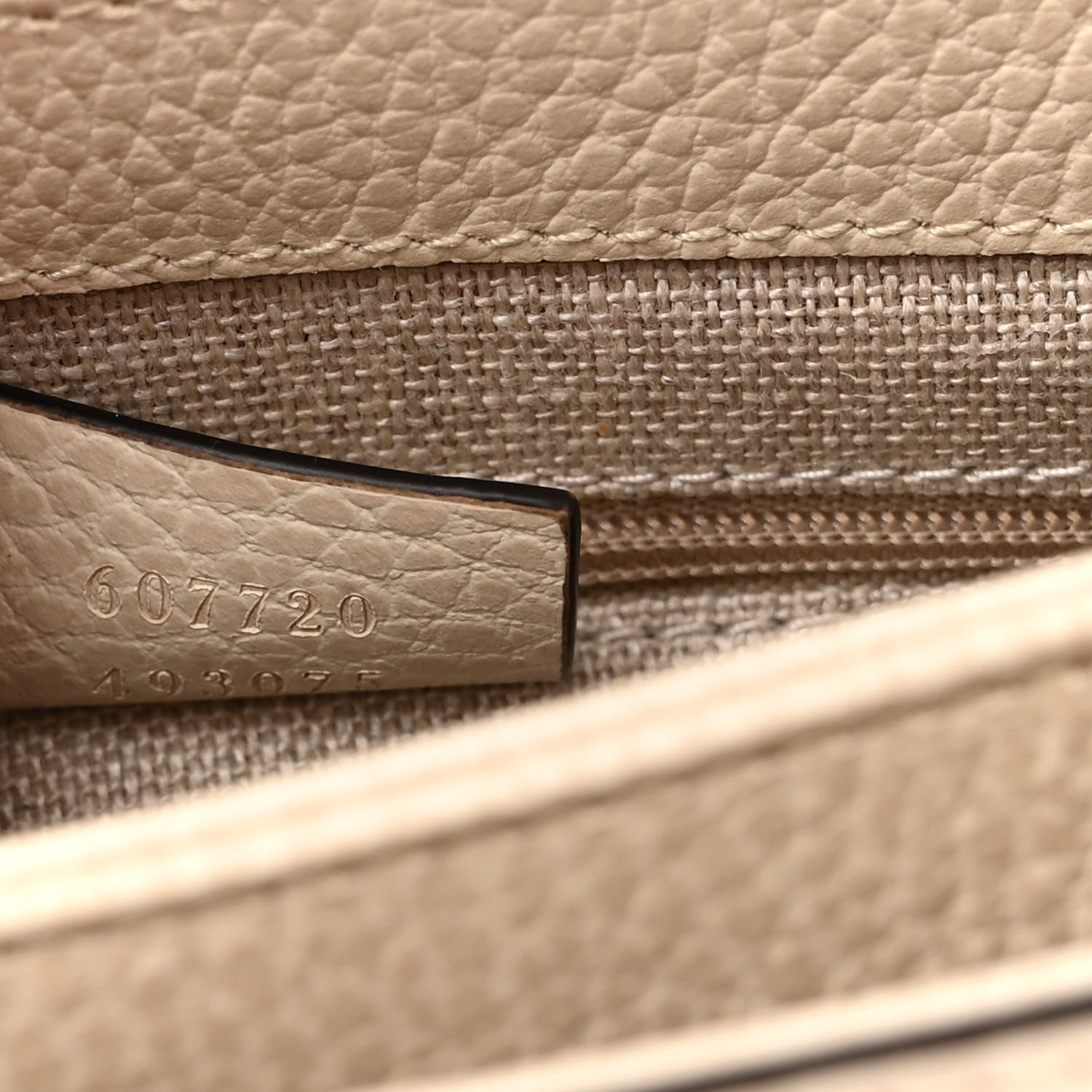 Gucci Dollar Calfskin Interlocking G Crossbody Bag Mystic White 7 of 9