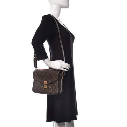 Louis Vuitton Monogram Pochette Metis 2 of 9