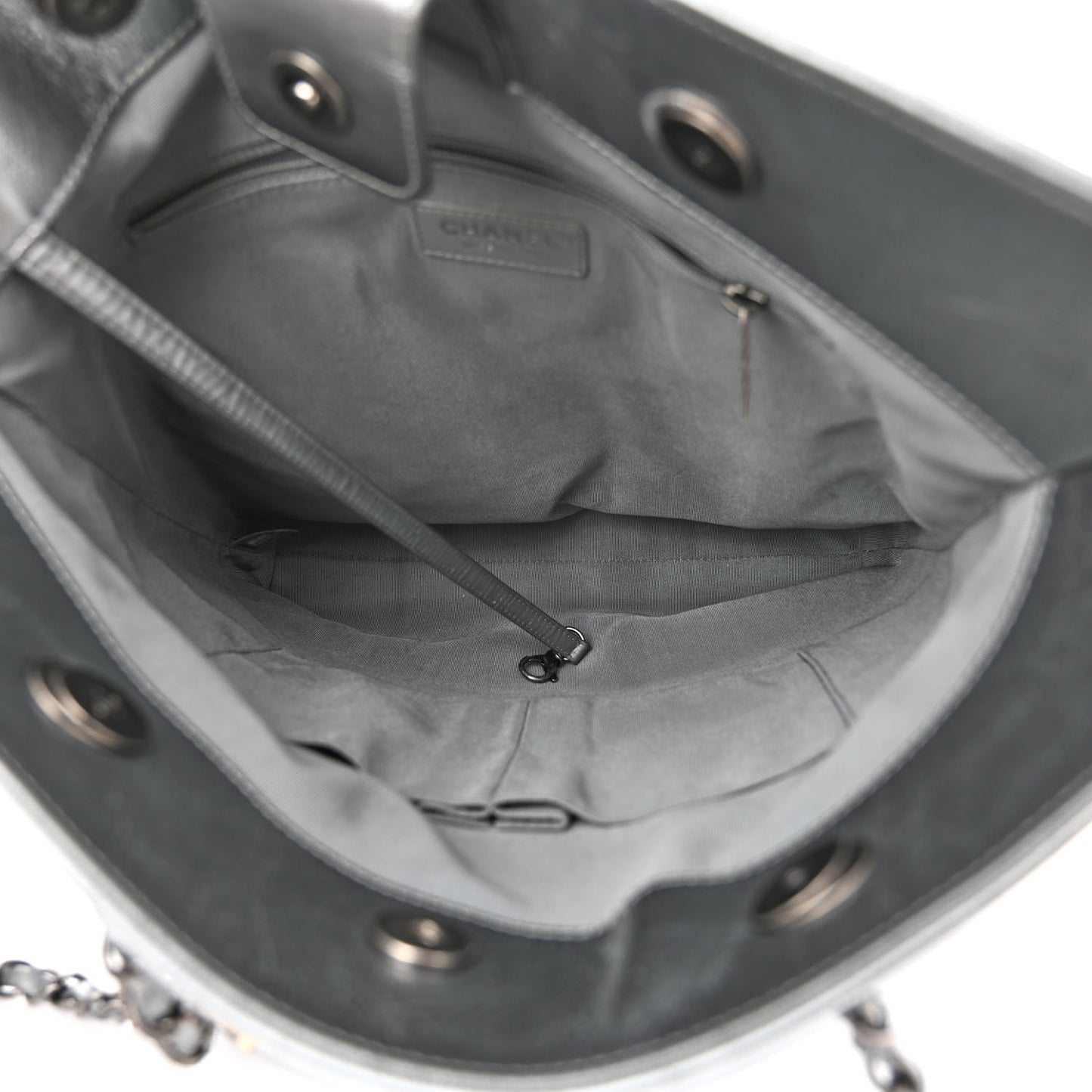Metallic Crumpled Calfskin Chain 20s Signe Tote Silver