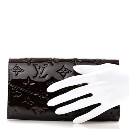 Louis Vuitton Vernis Sarah Wallet NM Amarante 2 of 7