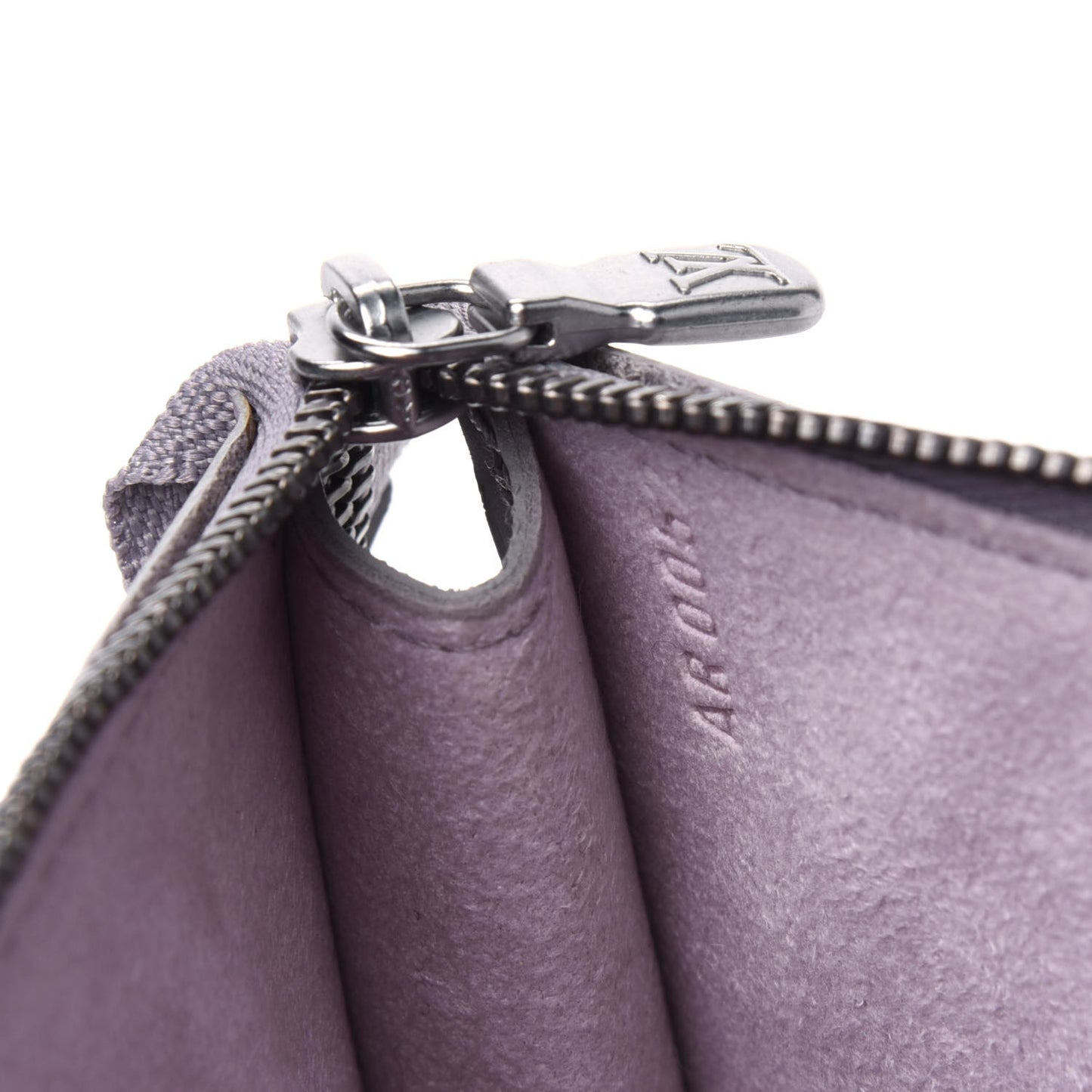 Epi Pochette Accessories 24 Lilac