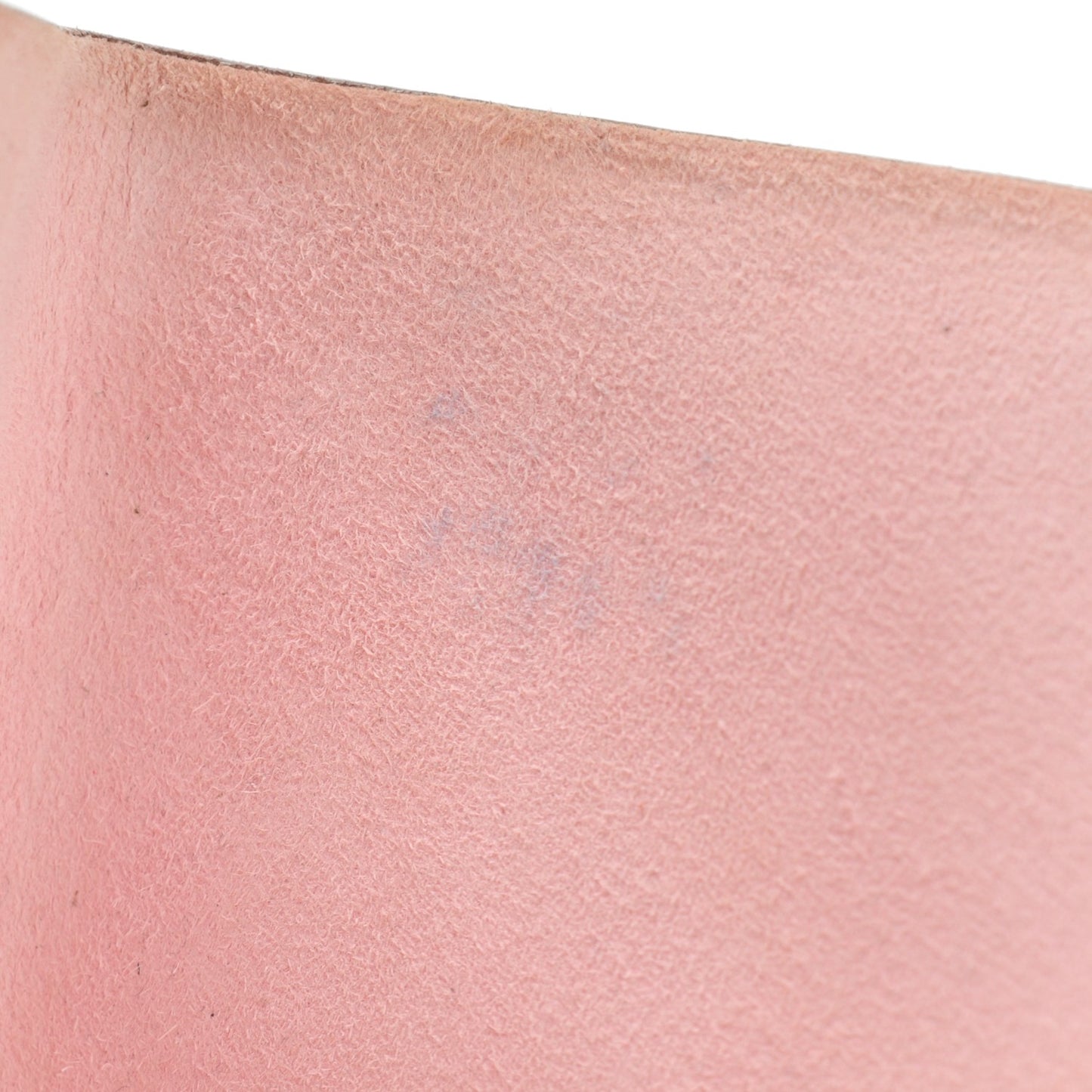 Chevre Mysore Tarmac PM Passport Holder Rose Confetti