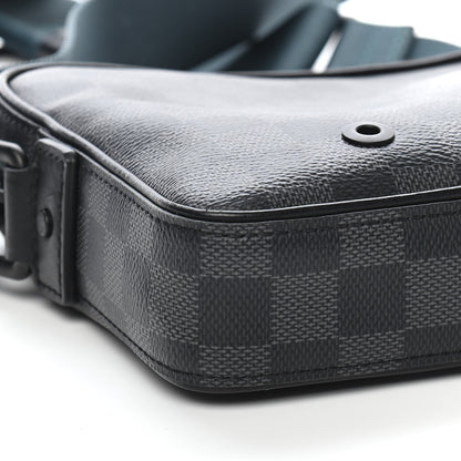 Louis Vuitton Damier Graphite Alpha Messenger Bag 8 of 9