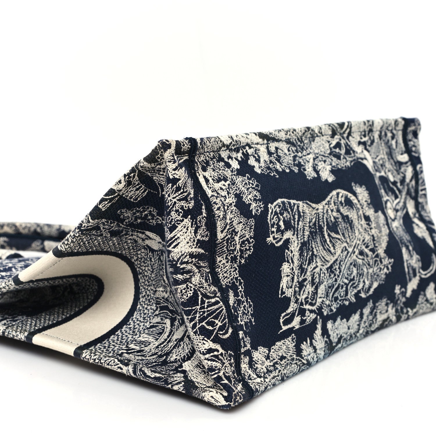 Christian Dior Canvas Embroidered Medium Dioriviera Toile De Jouy Reverse Book Tote Blue 9 of 11
