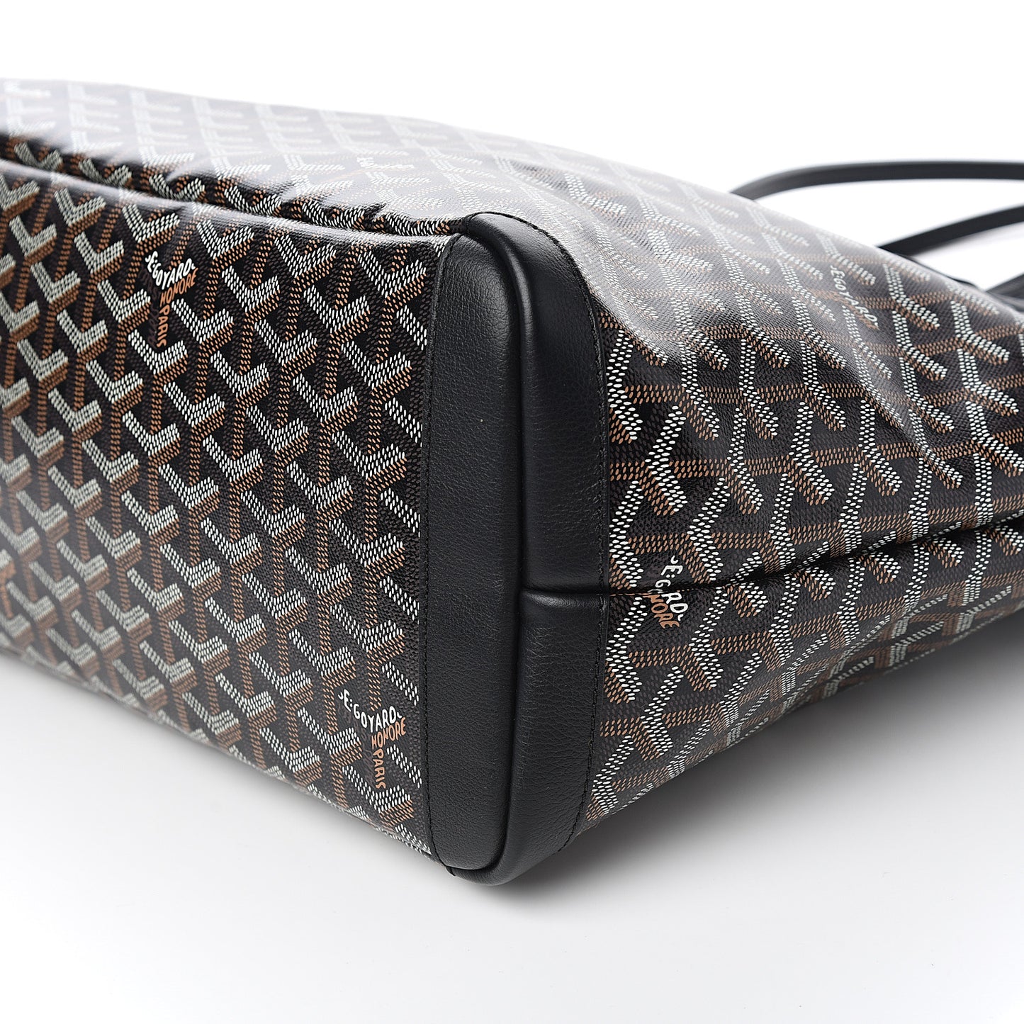 Goyardine Artois MM Black