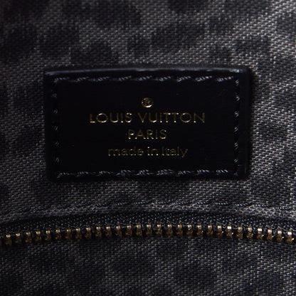 Louis Vuitton Monogram Giant Wild At Heart Onthego GM Arizona 8 of 8