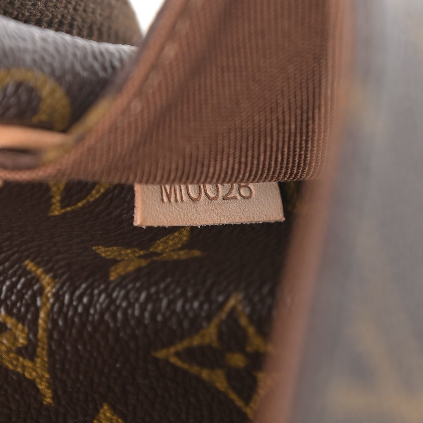 Monogram Bosphore PM Messenger