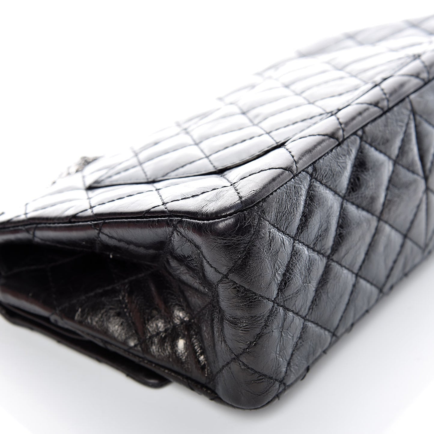 Metallic Aged Calfskin 2.55 Reissue 226 Flap Black