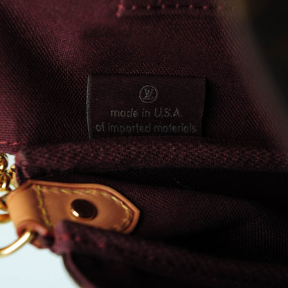 Louis Vuitton Monogram Favorite MM 7 of 11